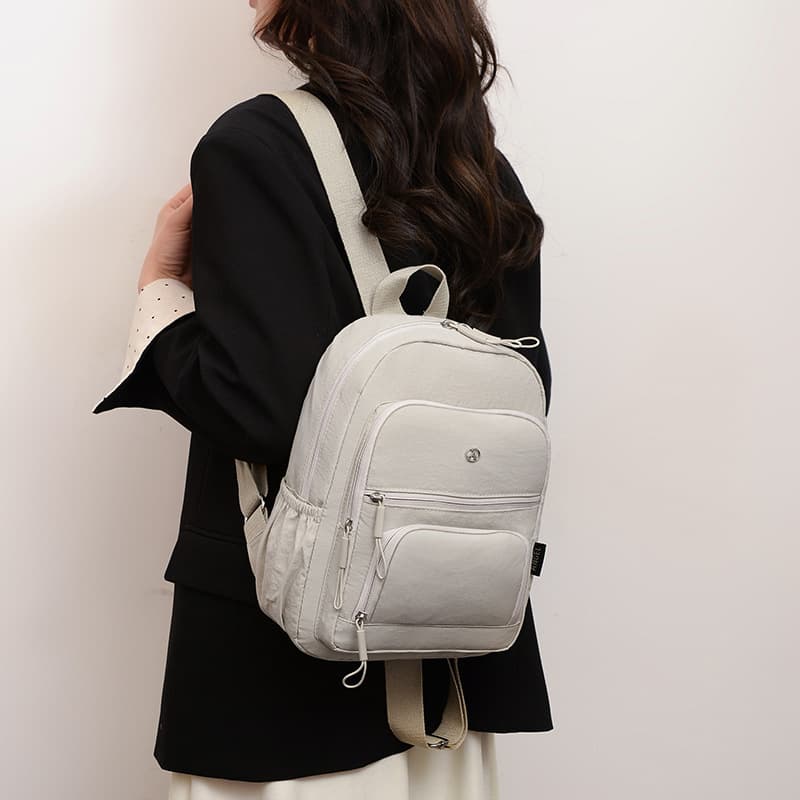 Cross-border Large Capacity Simple Fashion Backpack Premium Niche Women's Outdoor Travel Commute Casual Backpack