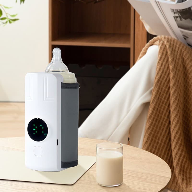 Universal USB Car Charging Bottle Warmer with Portable Constant Temperature and Insulating Sleeve