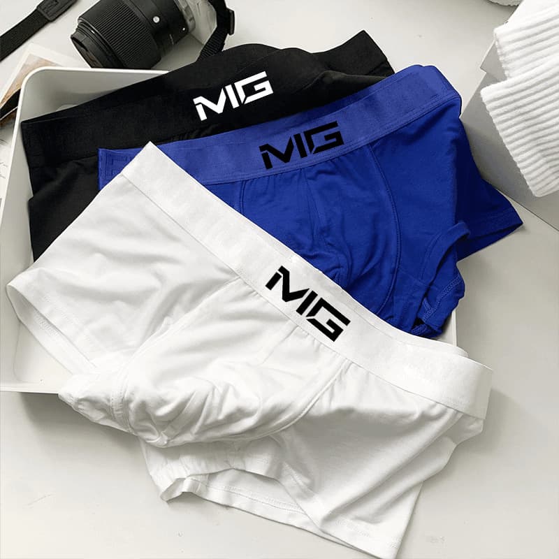 Men's Low-Waist Underwear Pure Cotton Pure Color Simple and Comfortable Sports Young Men's Boxer Briefs Tight Sexy Shorts