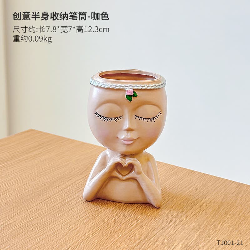 Cross-border Minimalist Heart-shaped Girl Pen Holder, Student Desk Office Desktop Advanced Storage Decorative Ornament