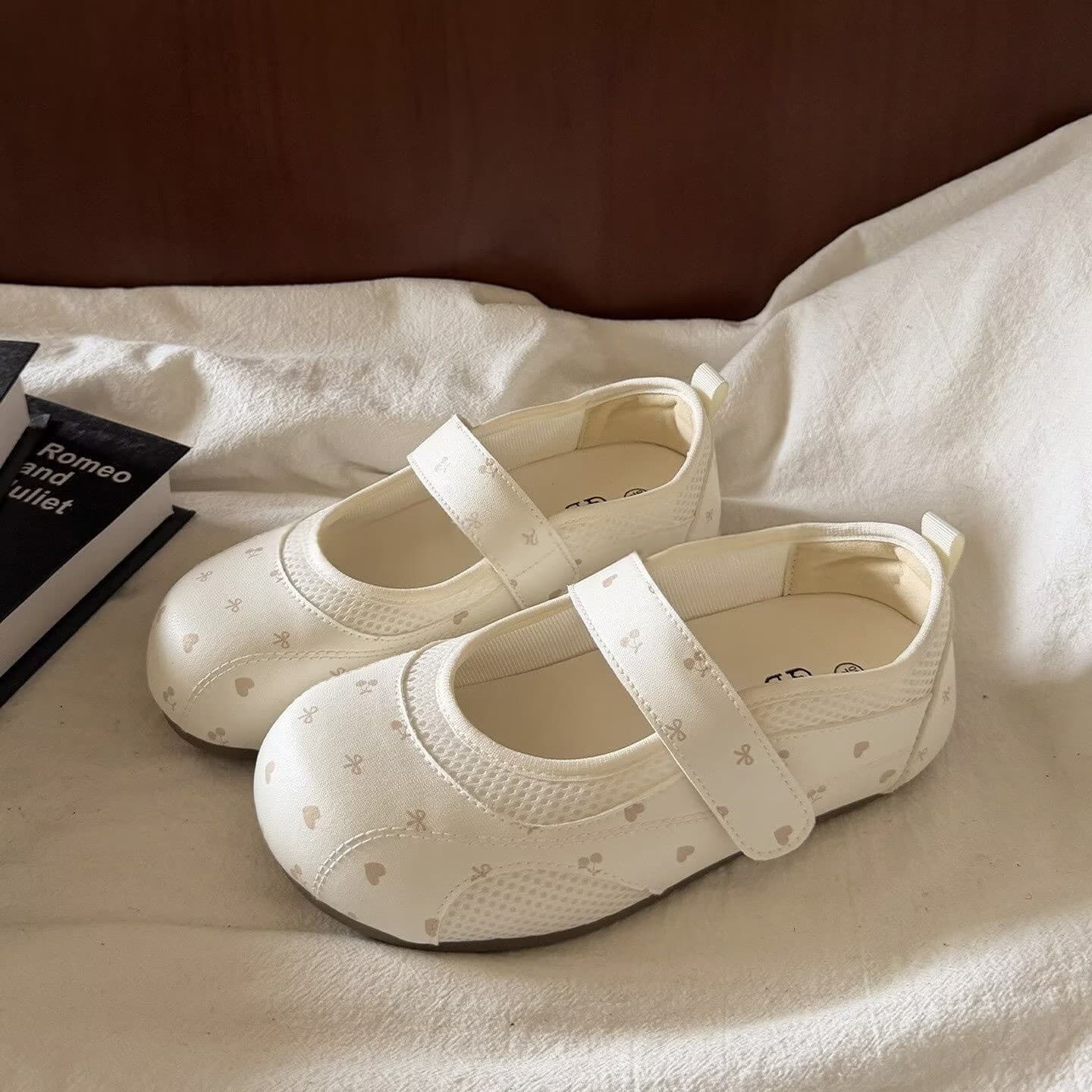 2026 Spring/Summer New Polka Dot Mary Jane Shoes for Women, Hook-and-Loop Soft Sole Breathable Mesh Shallow Mouth Fashion Casual Shoes