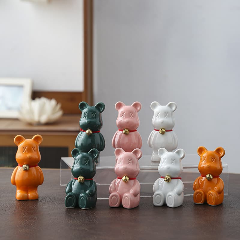 Creative Ceramic Bear Ornament, Animal Micro-Landscape Tea Pet for Indoor Desktop/Car, Handmade Ceramic Tea Play