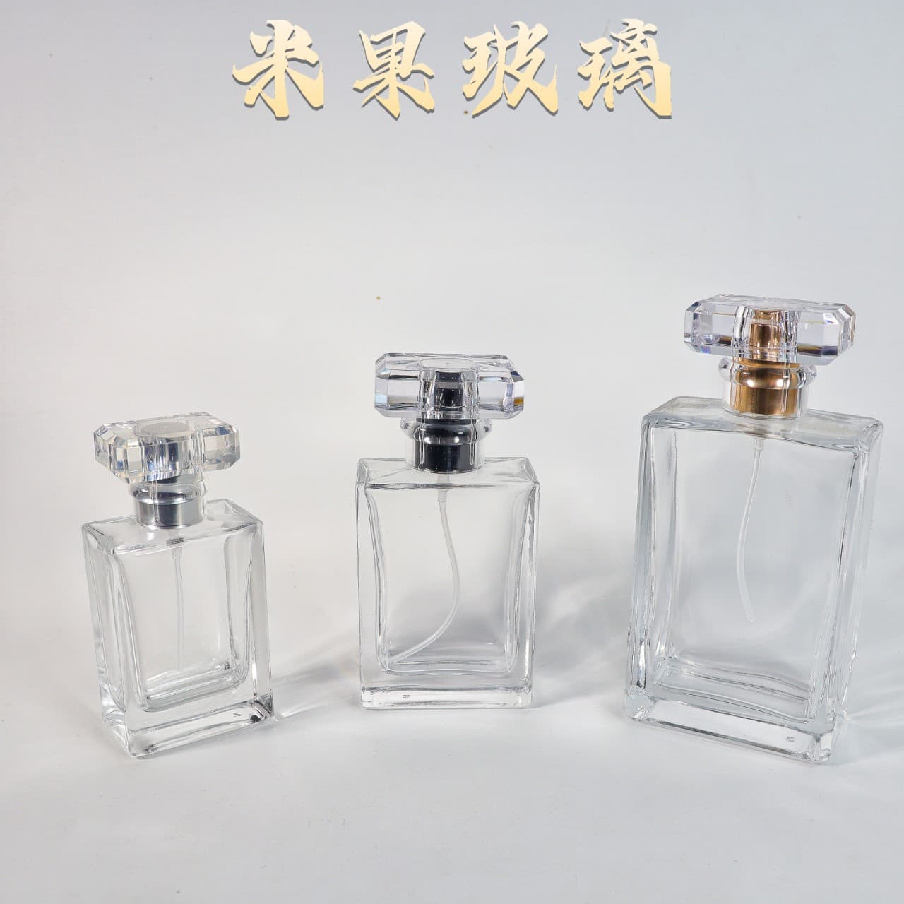 Wholesale Stock Screw Mouth Flat Square Transparent Glass Perfume Bottle 30ml 50ml 100ml Multiple Caps Press Spray
