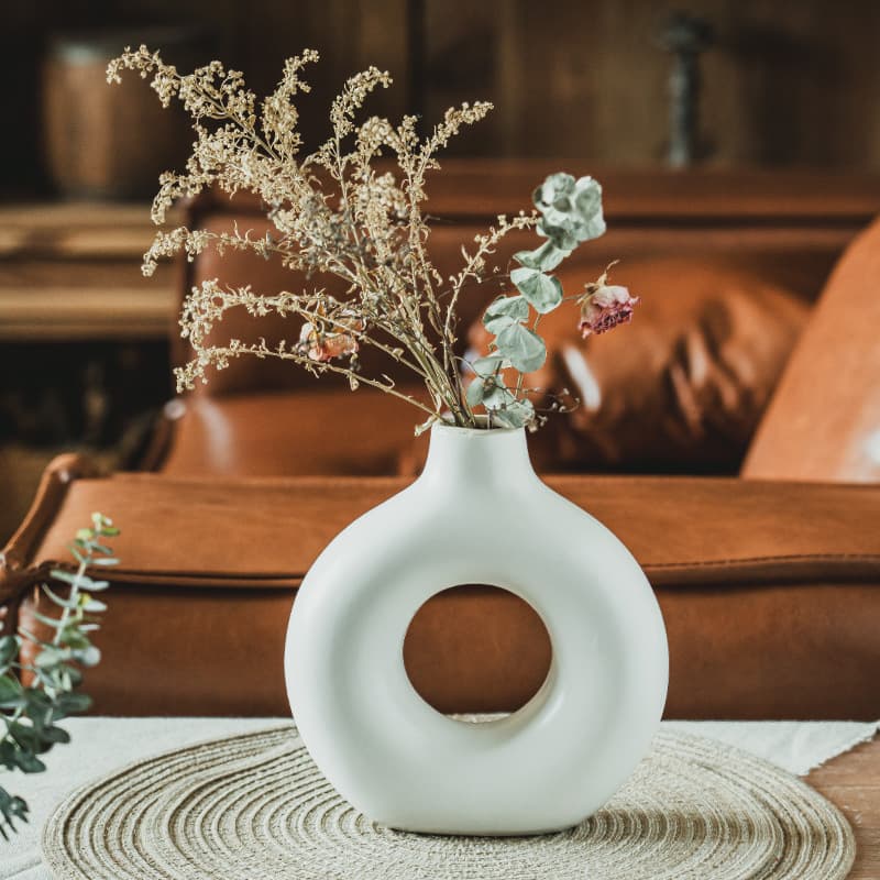 Niche Nordic-style Ceramic Flower Vase, Home Decorative Vase for Living Room, High-end Artistic Home Decor