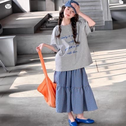 Summer medium and large girls short-sleeved T-skirt set new children's clothing children's girls short-sleeved T-shirt plaid skirt two-piece set
