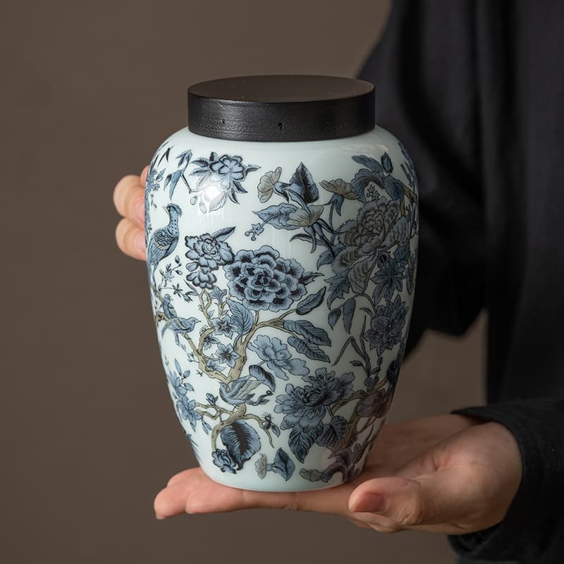Ge Kiln tea jar ceramic sealed jar tea storage jar Pu'er tea box tea bucket tea jar large one pound pack
