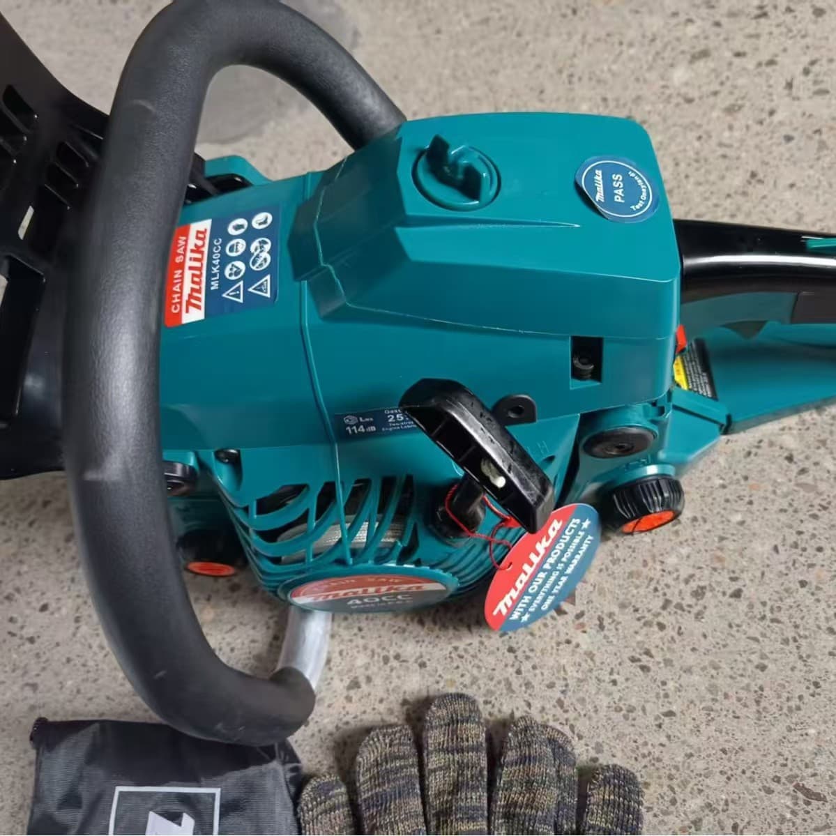 16-inch 40cc High-Speed Chainsaw Wood Cutting Saw Efficient Fuel-Saving Convenient