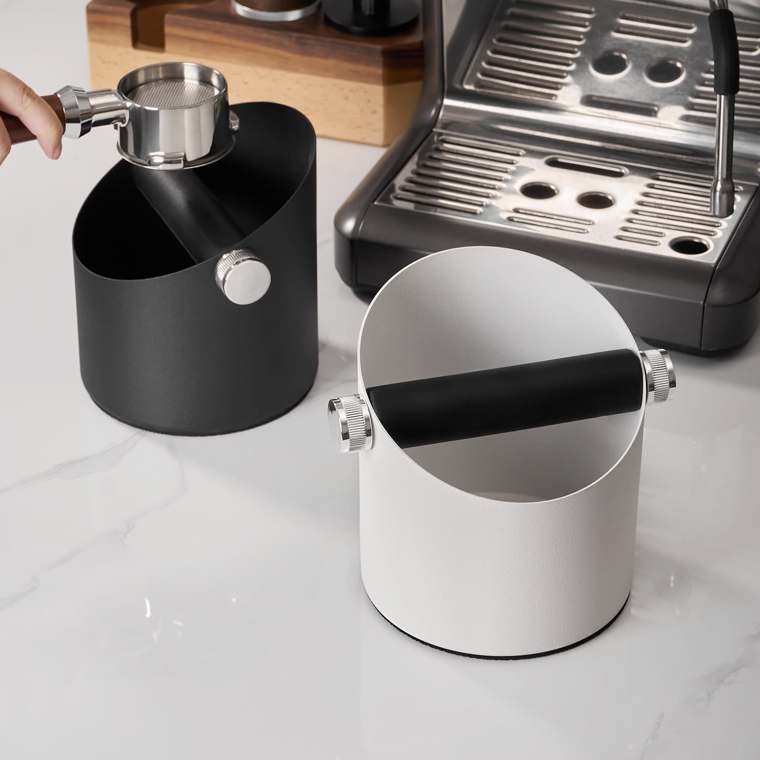 Coffee Slant Knock Box Espresso Coffee Grounds Recycling Bin Detachable and Washable Coffee Grounds Container for Cafe Bar Counter