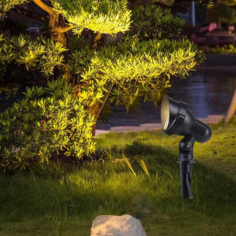 Outdoor Waterproof LED Spotlight Landscape Garden Tree Lighting Ground Plug Light Yard Lighting Solar Pathway Light