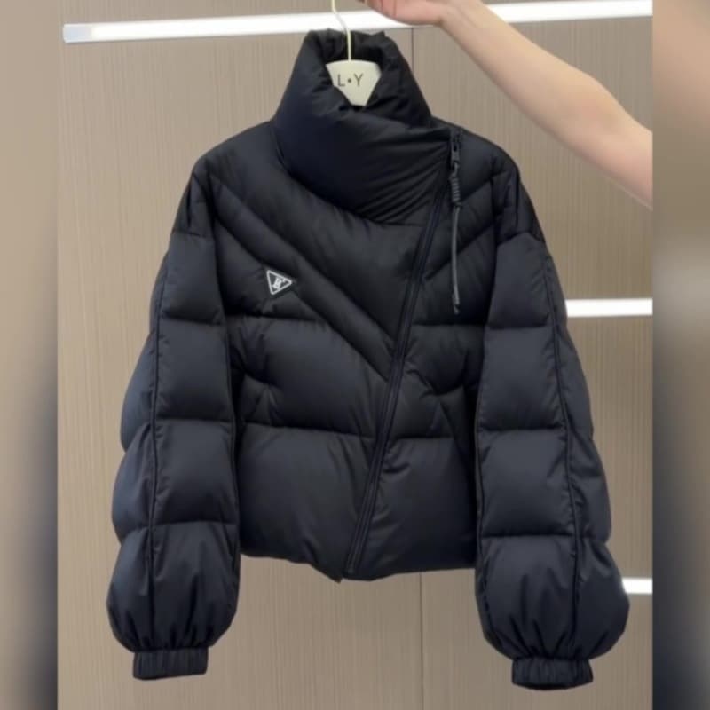 2025 New Women's Winter Short Cotton-padded Jacket, Korean Style, Unique Irregular Design, Loose Fit, Thick Cotton-padded Coat, Trendy