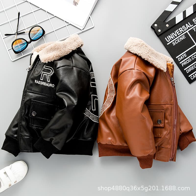 Boys winter plush leather jacket 2022 new boys handsome PU leather jacket winter coat children's thickened coat