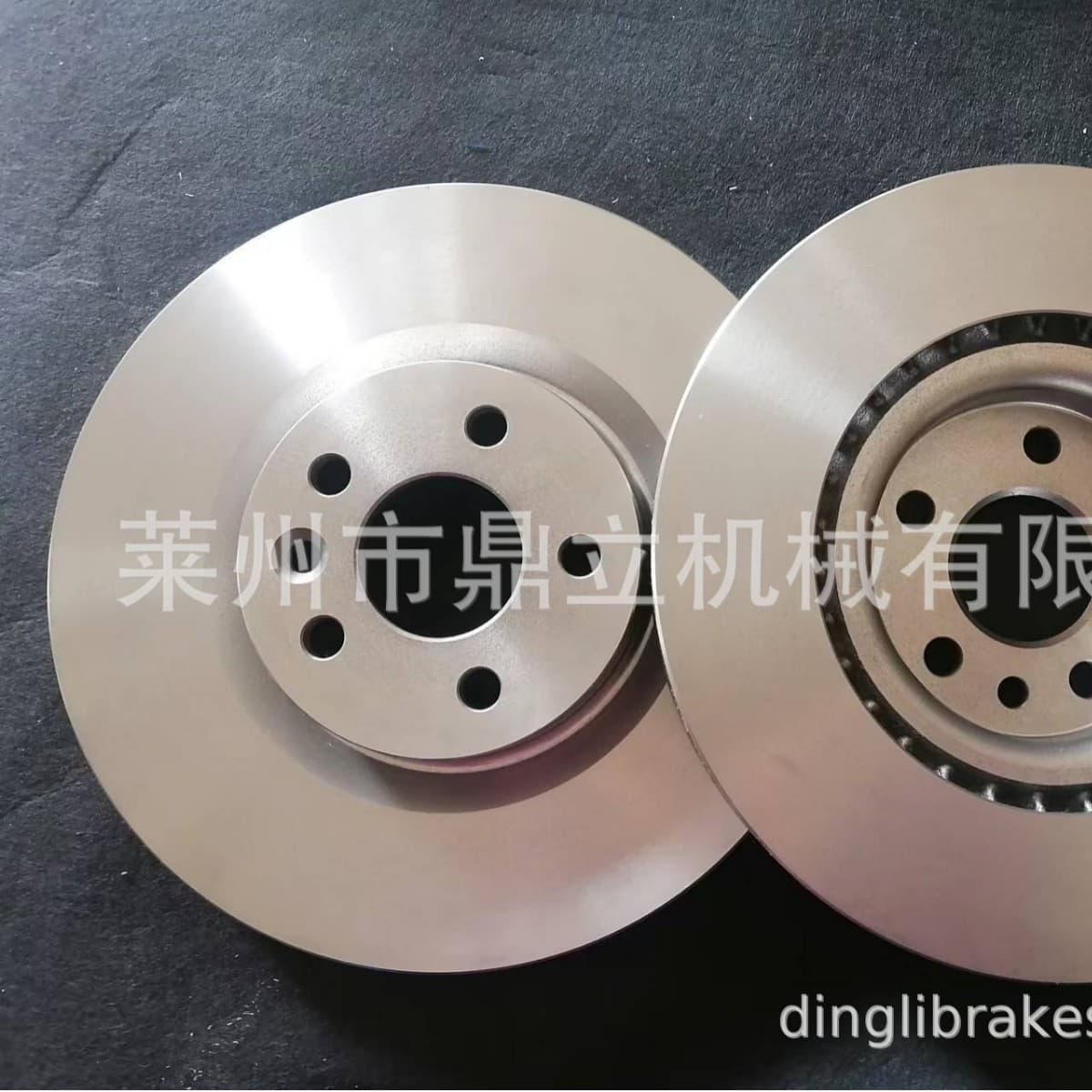 LR059122 J9C2136 Brake Disc for Land Rover Range Rover Evoque Discovery Sport Factory Wholesale In Stock