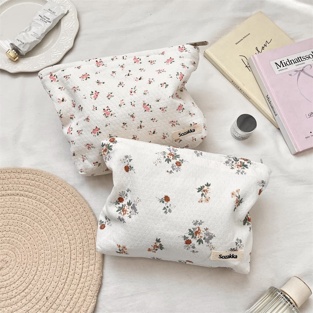 44121 Gentle floral cosmetic bag large capacity zipper storage bag women's skin care products cosmetics portable toiletry bag