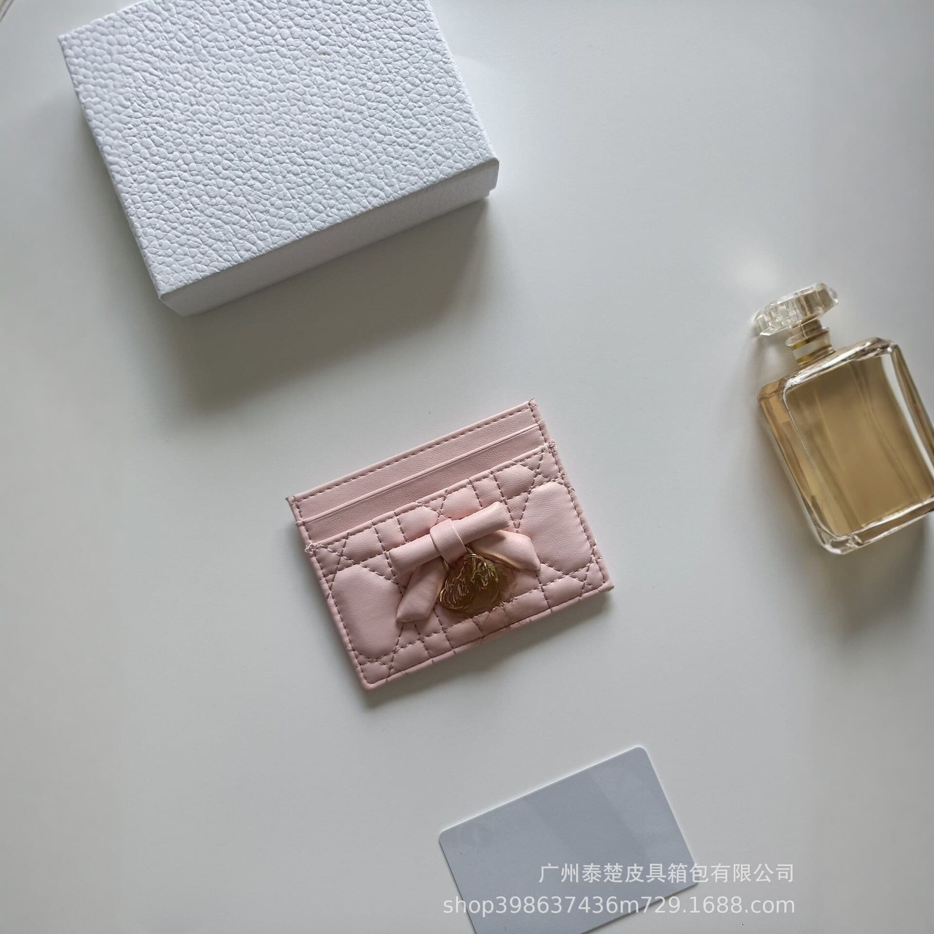 2025 New Small Fragrance Style Diamond Grid Card Holder Genuine Top Layer Cowhide Multi-Slot ID Wallet Women's Fashion Versatile Butterfly