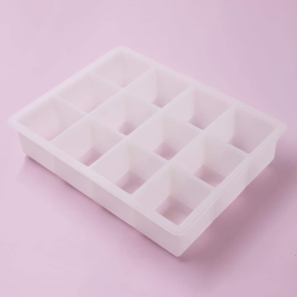 Wholesale Silicone Large Ice Cube Tray with Lid for Freezing Broth, 6/8/12 Grids, Stock Freezing Storage Container, Ice Cube Mold