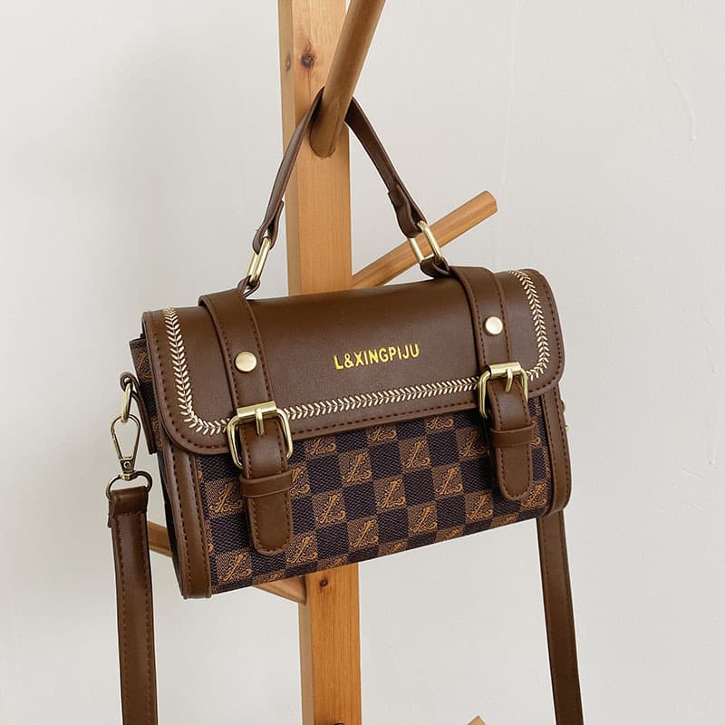 Fashionable Textured Shoulder Bag 2025 Summer New Vintage Versatile Small Square Bag Niche Design Crossbody Women's Bag Bags