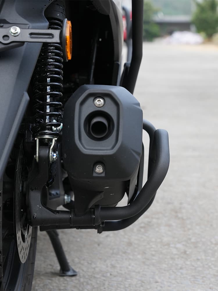 Compatible with Haojue UHR150 Exhaust Pipe Guard Bar UFR150 Modified Silencer Crash Bar Muffler Protector