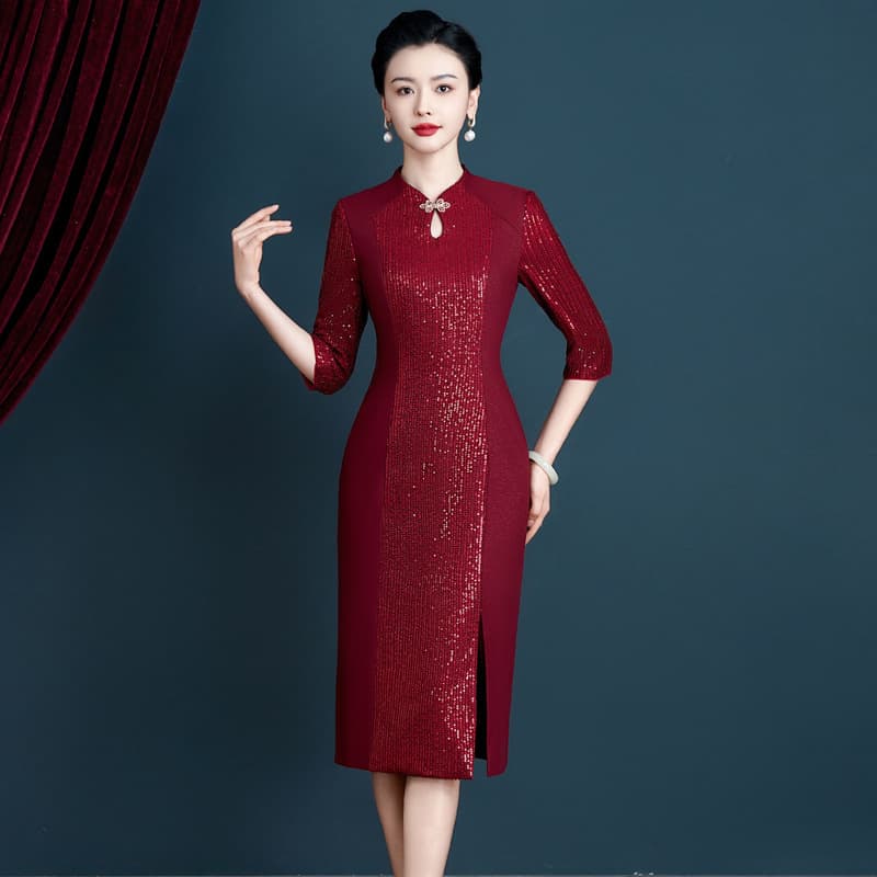 2025 Spring New Mother's Dress: Elegant and dignified sequined traditional Chinese style mother's wedding dress, perfect for grandma.