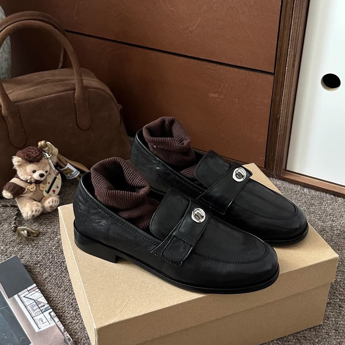 British Style Round-Toe Leather Shoes for Women 2026 Autumn/Winter New Arrival Versatile Flat Loafers Casual Slip-On Shoes