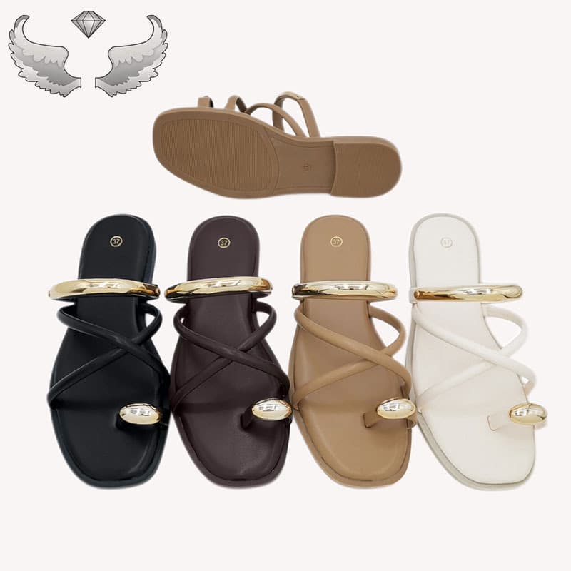 Foreign trade factory wholesale women's shoes non-slip flat slippers versatile slippers Wholesale Slippers