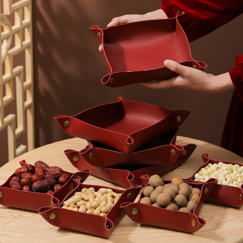 Leather wedding red fruit platter for early birth of a son, wedding candy ornaments, engagement decorations, wedding supplies.