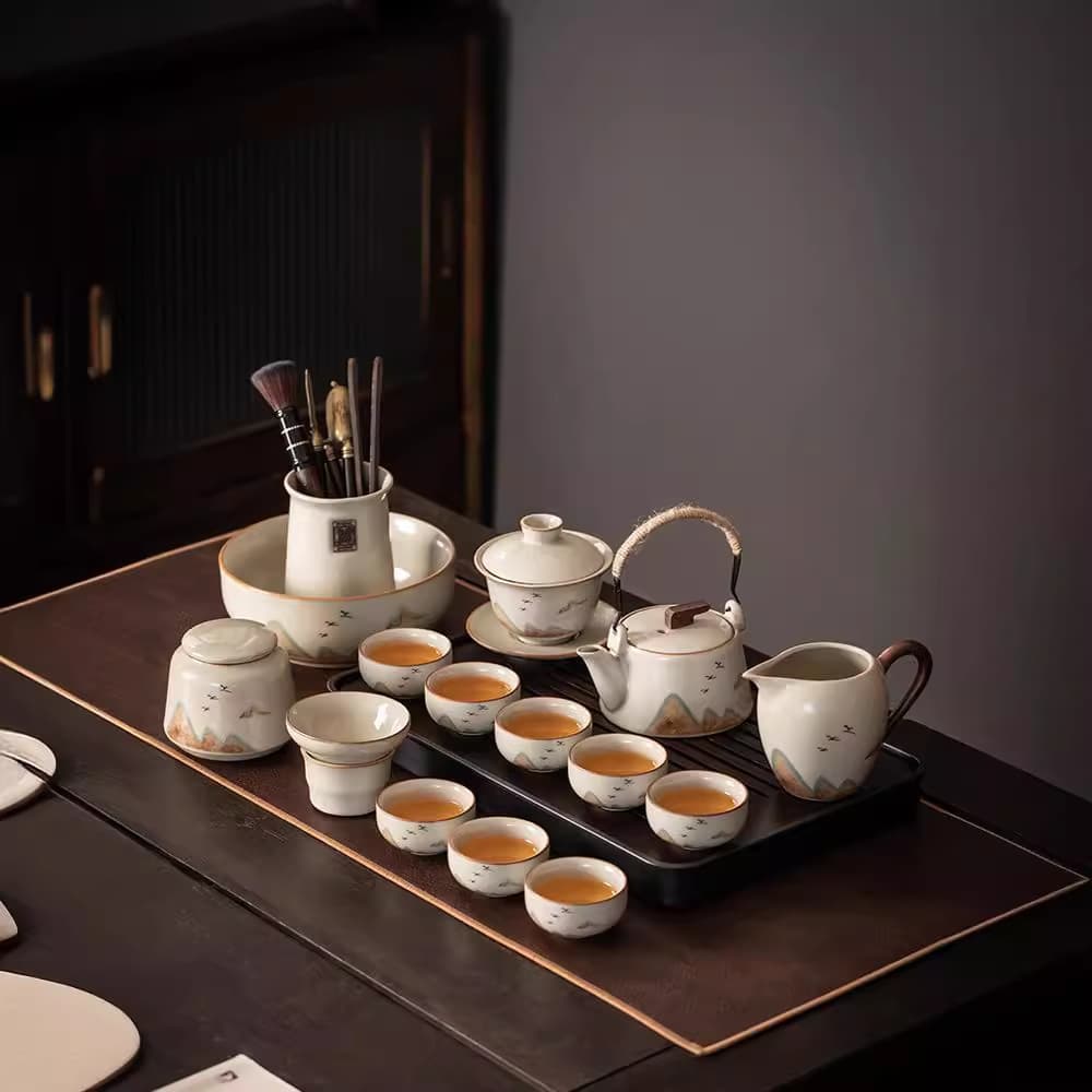 Beige Ru Kiln Kung Fu Tea Set - Home Use, Light Luxury Teapot, Gaiwan, Tea Cups, and Tea Tray (Complete Set)