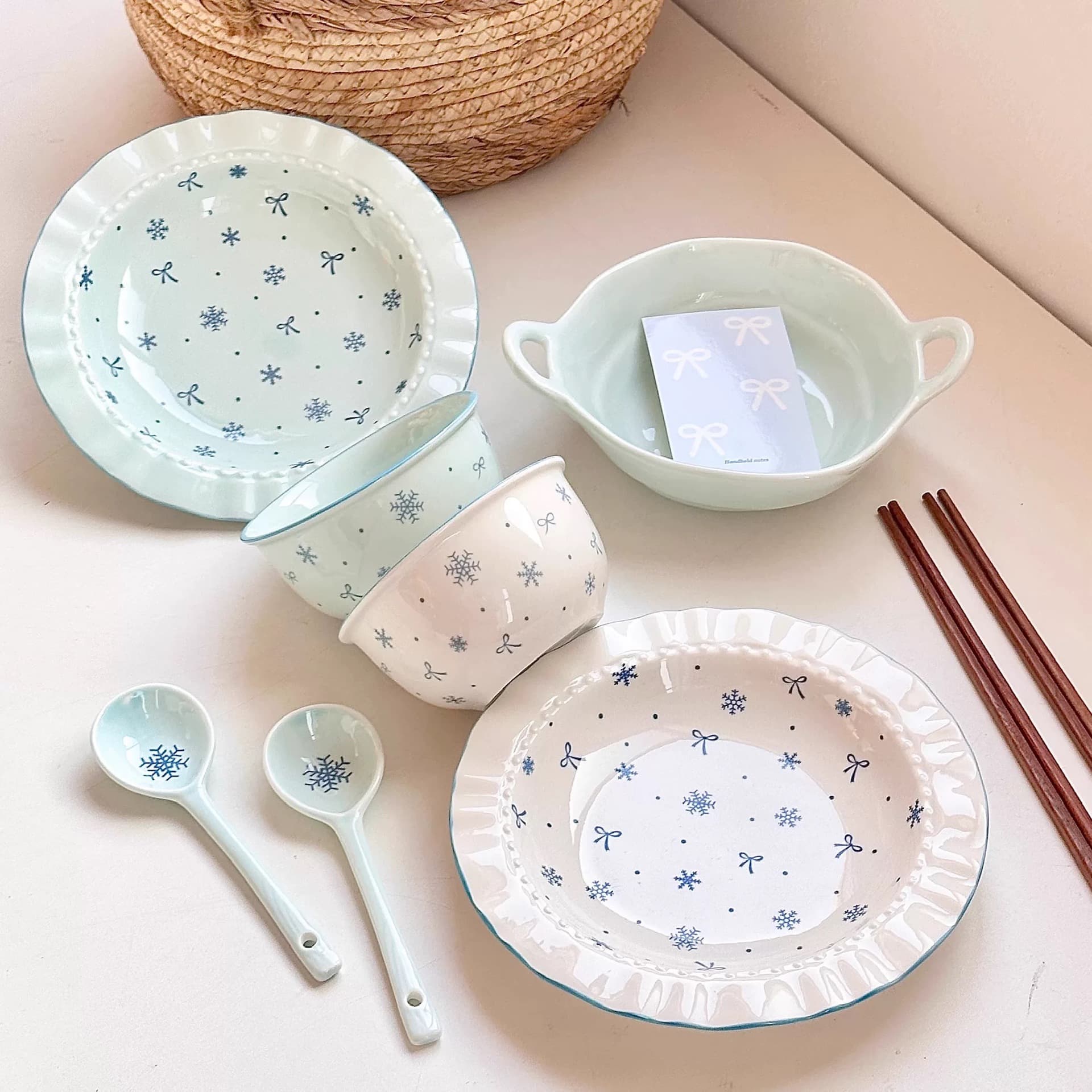 【First Snow】Ceramic Bowl and Plate Set, High Appearance Home Tableware, Cute Noodle Bowl, Beautiful Bowls