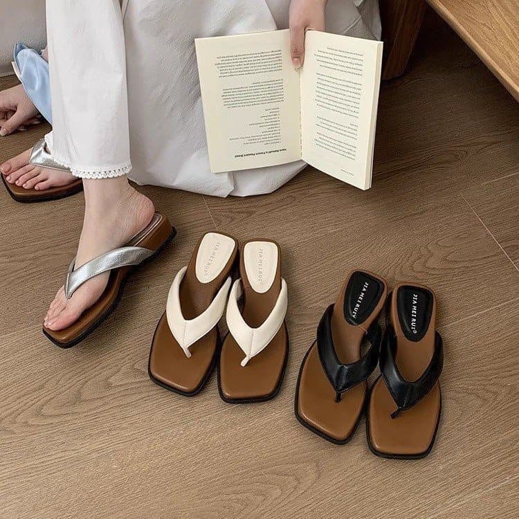 New Style 2025 Women's Slippers Summer Outdoor Beach Sandals Platform Wedge Thick Sole Flip Flops