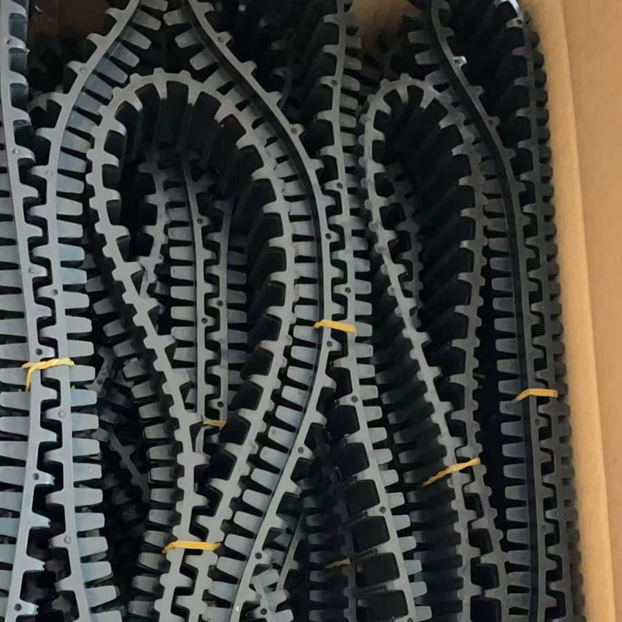 Rubber tracks for lawnmower robots, tracks for pool robots, tracks, rubber tracks, EPDM tracks