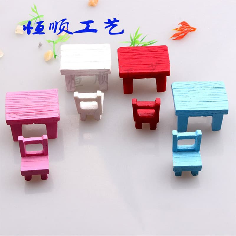 Craft Decoration Sandplay Therapy Miniature Table and Chair Set for Psychological Sand Tray