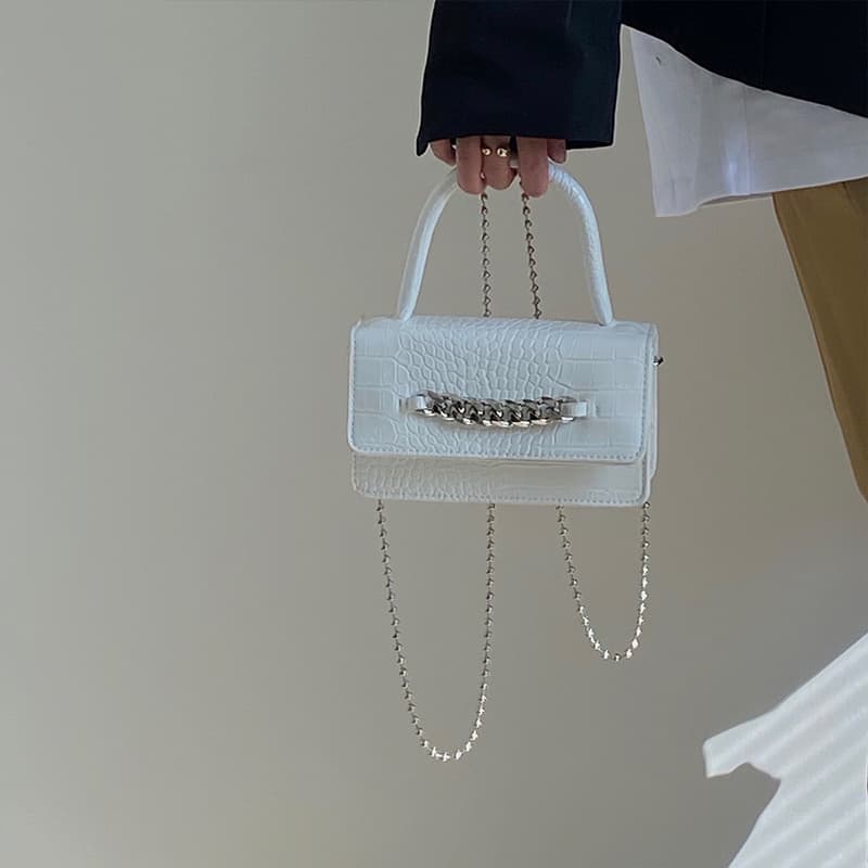 2021 New Niche Design Retro Crocodile Pattern Chain Crossbody Bag, Personalized Handheld Shoulder Flap Square Bag for Women