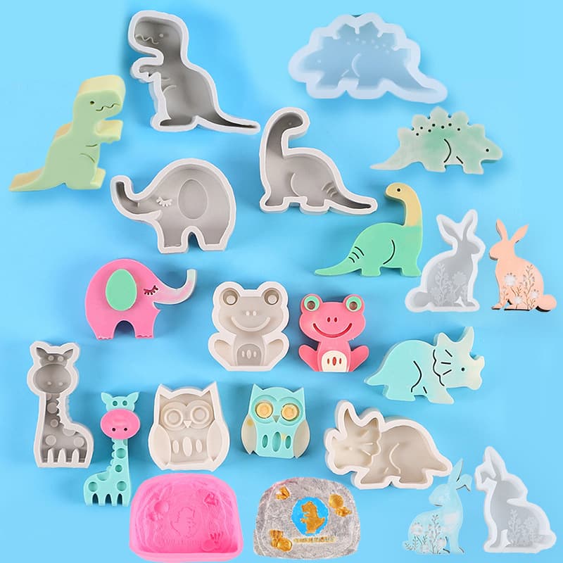 Lifelike Cute 3D Animal Dinosaur Giraffe Frog Silicone Mold DIY Cartoon Cake Fondant Candle Mold