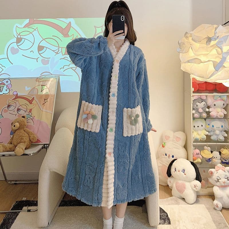 Loose Plus Size Long Fleece Nightgown for Women, Winter Sweet Long Sleeve Nightgown, Mid-Length Cardigan, Warm Robe