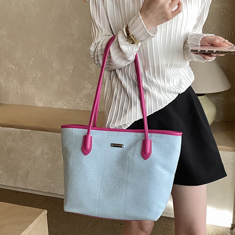Spring Contrast Color Fashion Versatile Large Capacity Tote Bag New Commuter Underarm Bag
