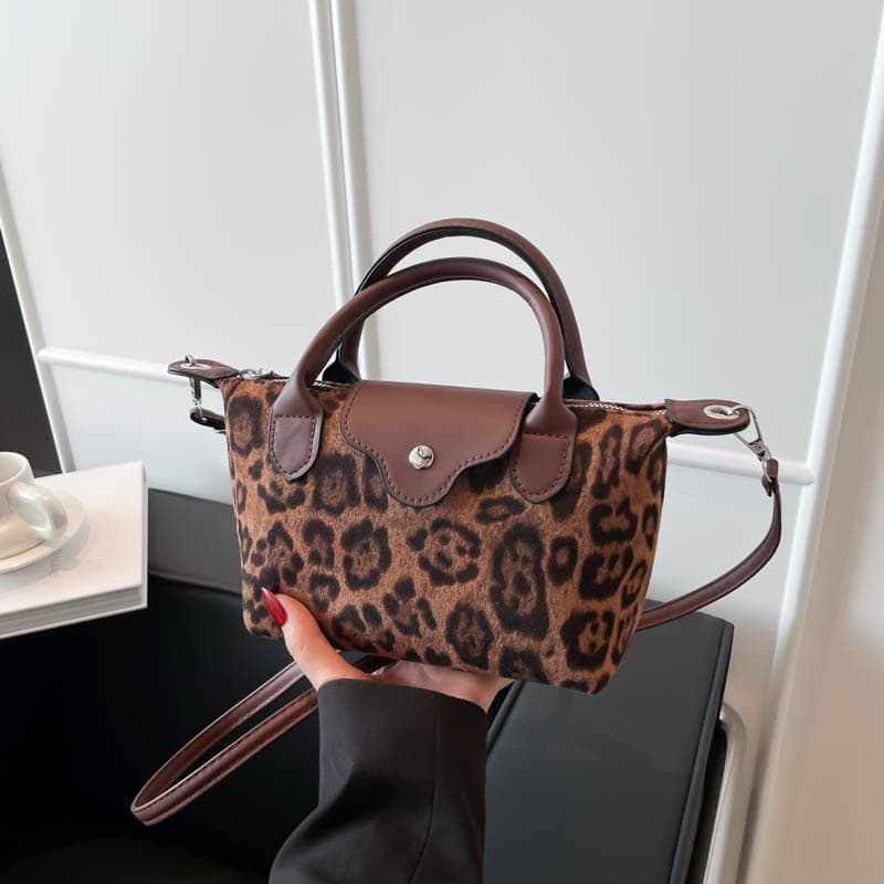 2025 Fall New Women's Bag Trendy Dumpling Bag Nylon Women's Handbag Crossbody Bag Simple Stylish Shoulder Bag