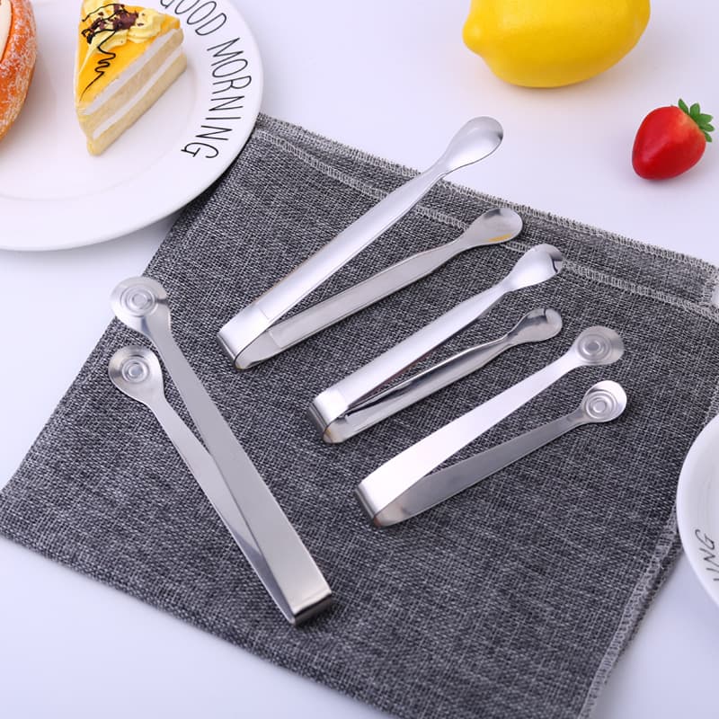 Stainless steel mini ice bucket candy tweezers, logo-enhanced, thickened, burr-free, suitable for ice buckets, sugar cubes, and marshmallows.