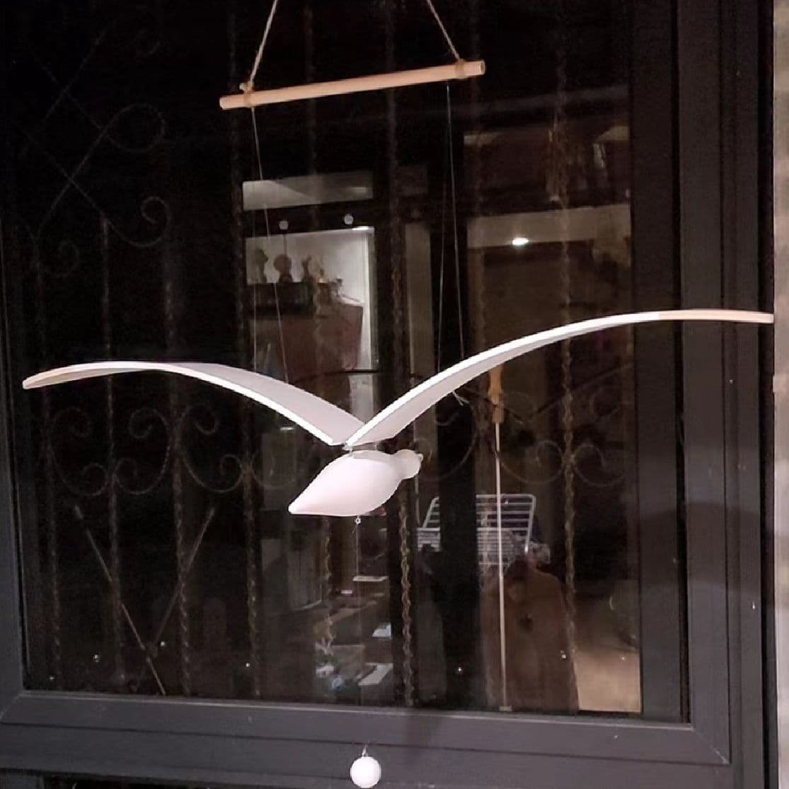 Flying Seagull Handmade Wooden Air Mobile, Folk Hotel Balance Hanging Ornament Toy Bird Bedroom Version