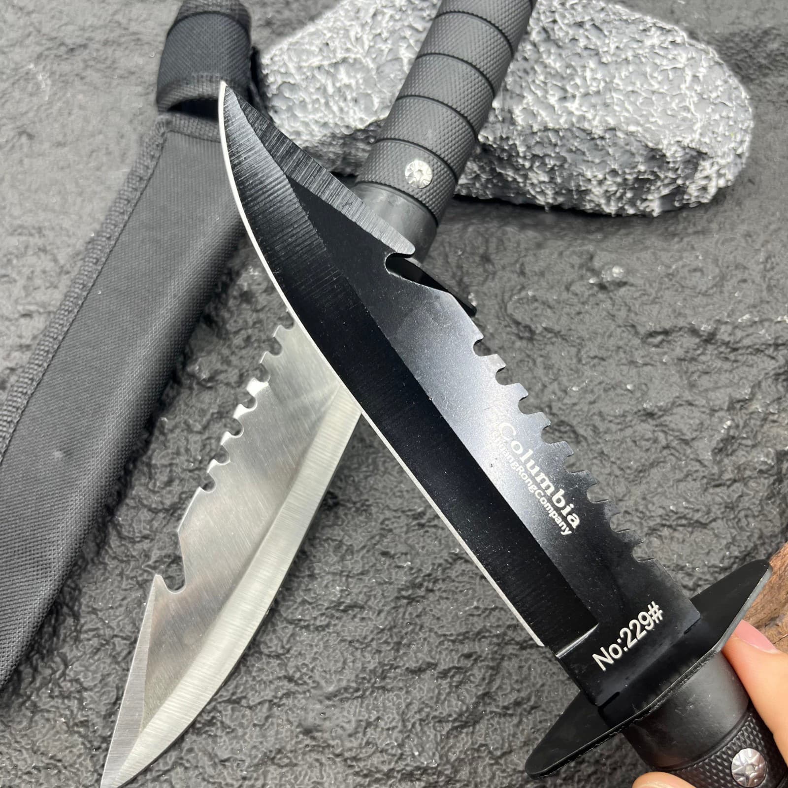 Outdoor High Hardness Stainless Steel Multifunctional Knife Camping Survival Knife Portable Sharp Blade Length 9cm Total Length 22cm