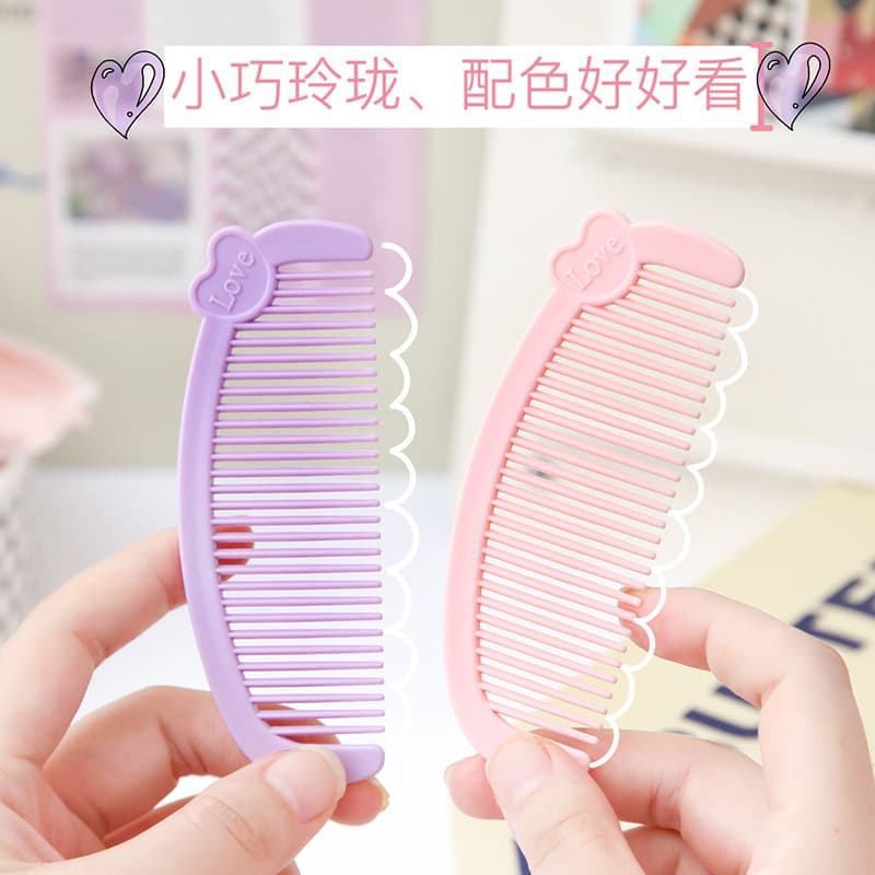 Cartoon Heart Moon-Shaped Mini Comb Travel Portable Massage Volumizing Comb Cute Mini Student Hair Comb Wholesale