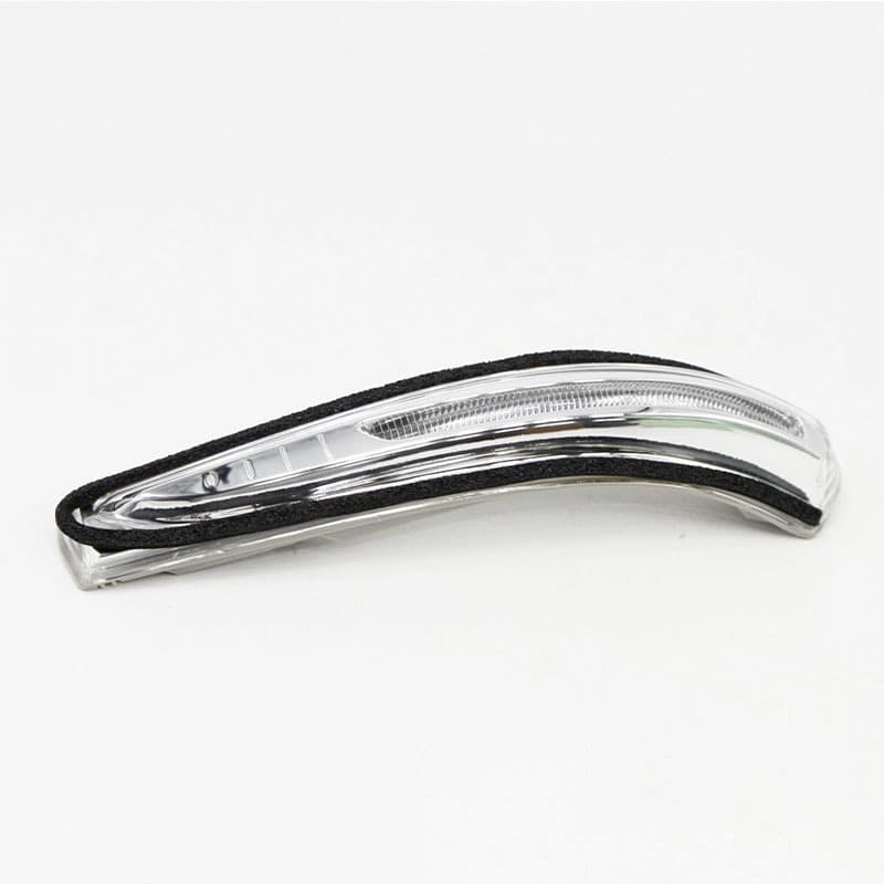 876232W000 is suitable for Hyundai Santa Fe Sport 2013-2015 right rearview mirror turn signal light
