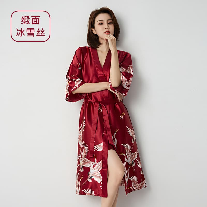 Women's Summer Sexy Ice Silk Robe, Medium Sleeve Plus Size Bathrobe, Satin Silk Bride Morning Robe, Factory Wholesale