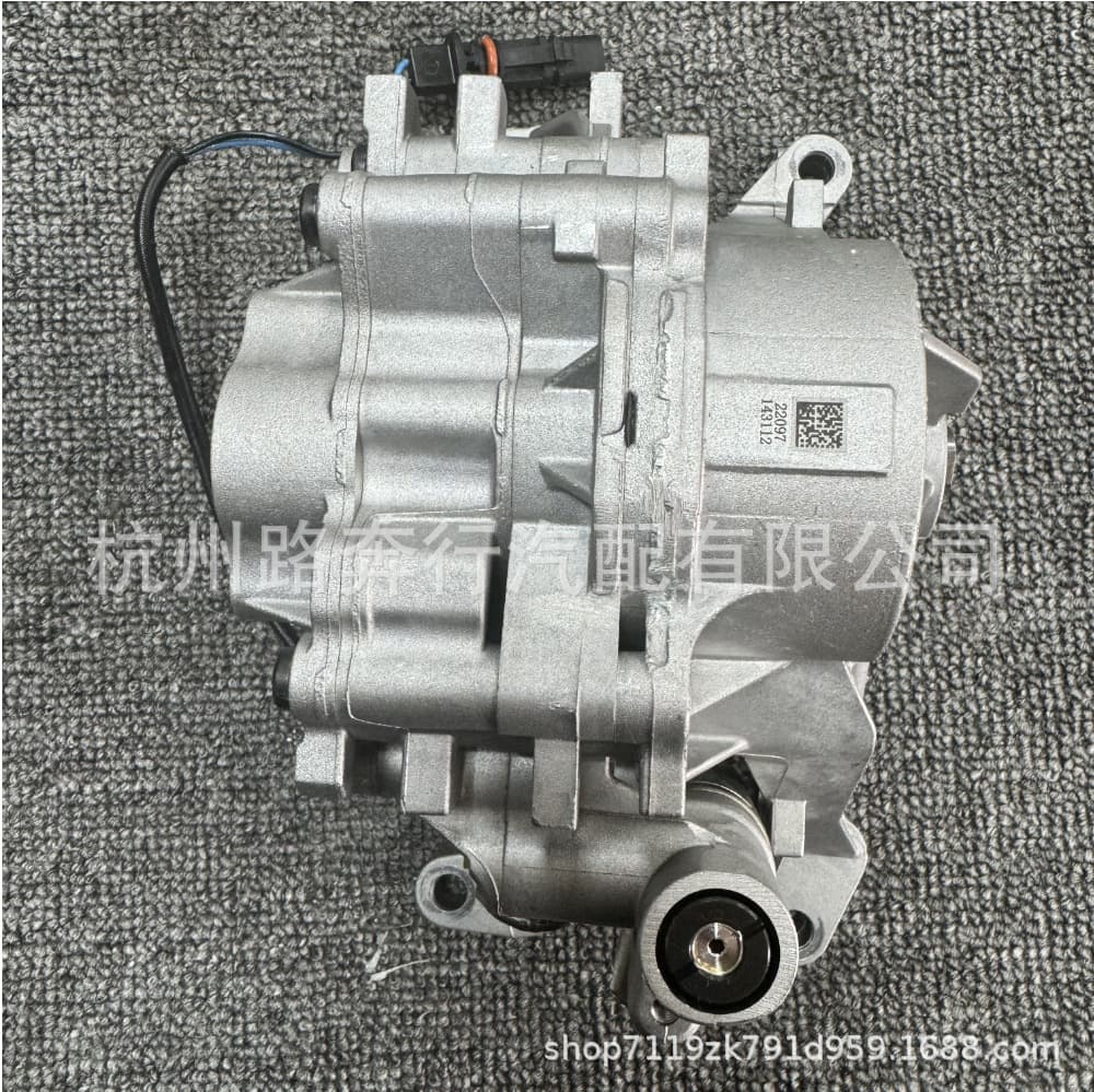 JDE38552 LR078805 LR087668 LR110501 suitable for Land Rover engine oil pump