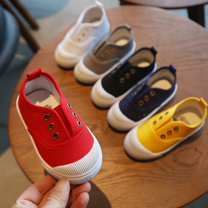 Children's Spring/Autumn New Arrival Slip-On Canvas Shoes, Soft Sole Baby Shoes, Kindergarten Student White Shoes, Indoor Wholesale