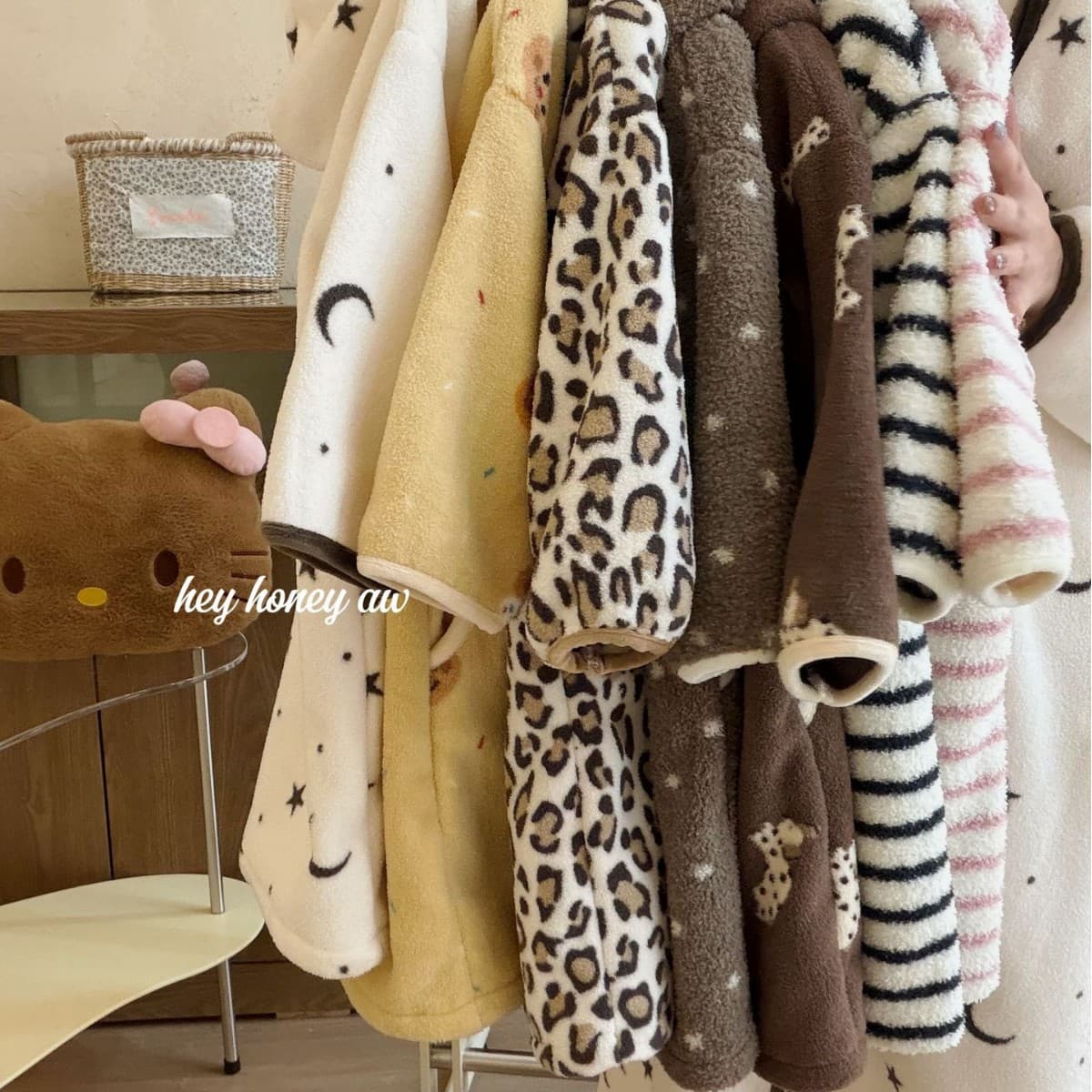 Big Small Roll 25 Autumn/Winter New Style Children's Half-Fleece Bathrobe New Nightgown Parent-Child Hooded Bathrobe Towel Warm