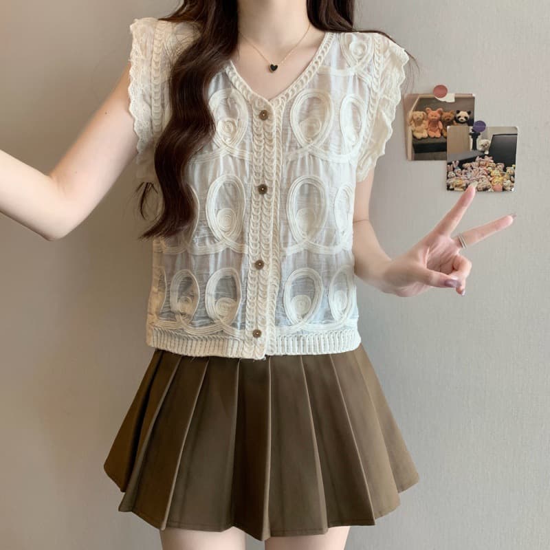Real shot and real price Korean embroidered crochet hollow V-neck knitted vest for women summer lace outer cardigan top