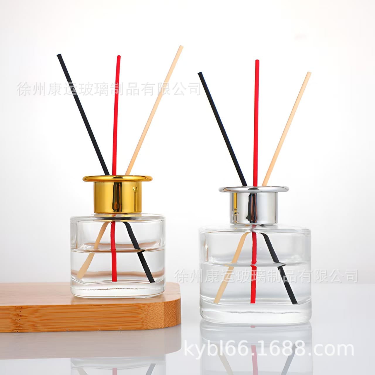 New fragrance ten-year aromatherapy glass bottle round edge square aromatherapy empty bottle volatile bottle hotel home car aromatherapy bottle