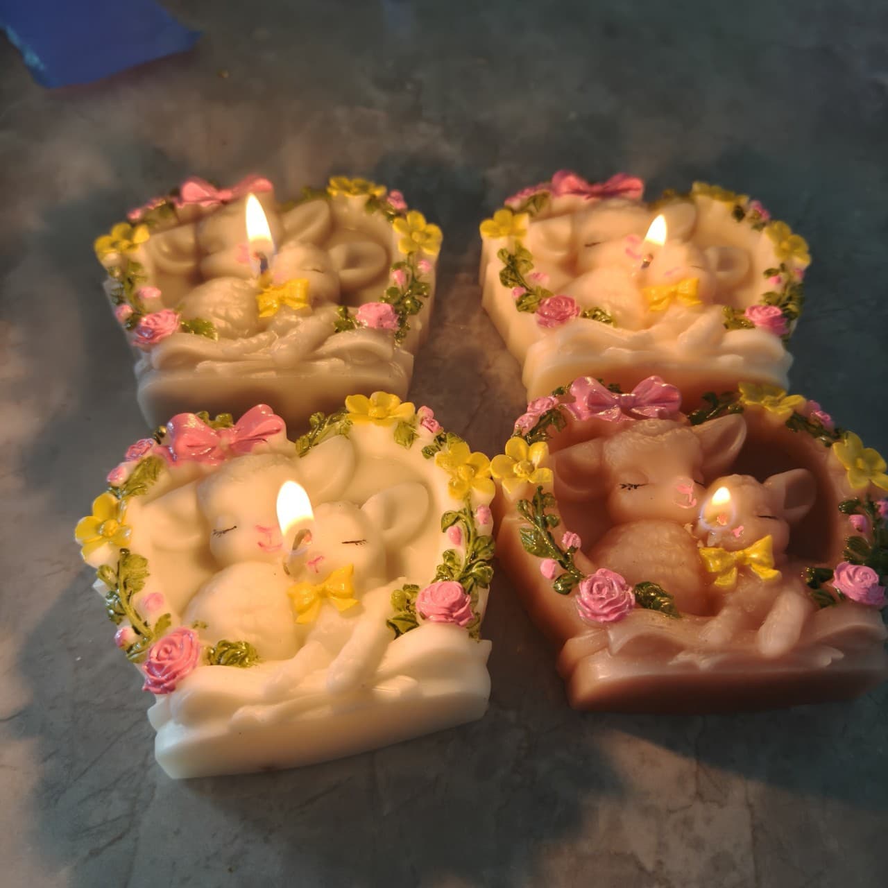 Factory Direct Mother's Day Embossed Flower Ewe and Lamb Scented Candle Home Decoration Birthday Cake Candle