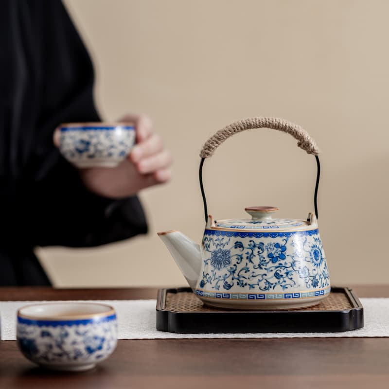 Blue and White Rice Yellow Ru Kiln Handle Teapot, High-End Household Single Steeper, Retro Full Flower Lotus Pattern Gongfu Tea Set