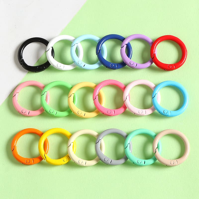 Colored open ring keychain spray-painted spring ring trendy jewelry accessories spring buckle paint hanging buckle round ring buckle