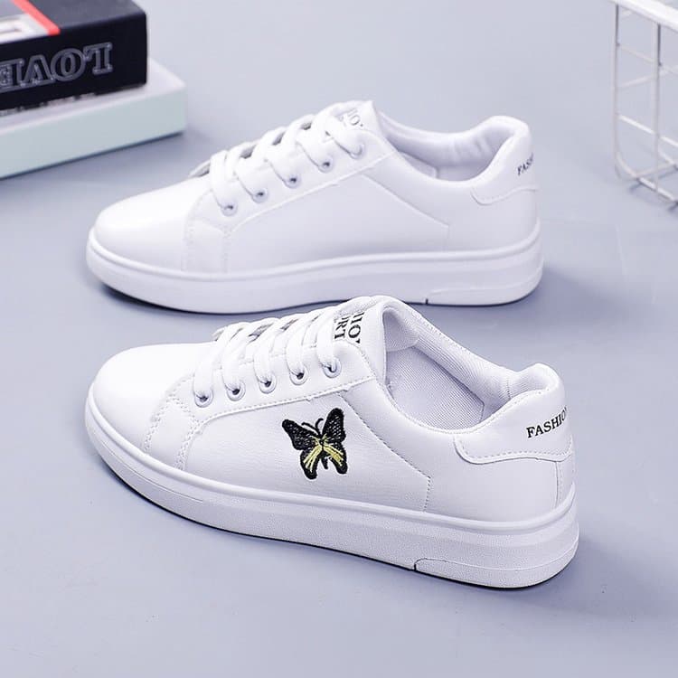 2025 Spring/Autumn New Style White Sneakers for Women, Flat Casual Sports Shoes, Lightweight Lace-up Street Style Breathable Sneakers